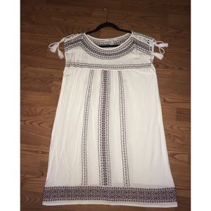 Forever 21 White Embroidered Peasant Dress